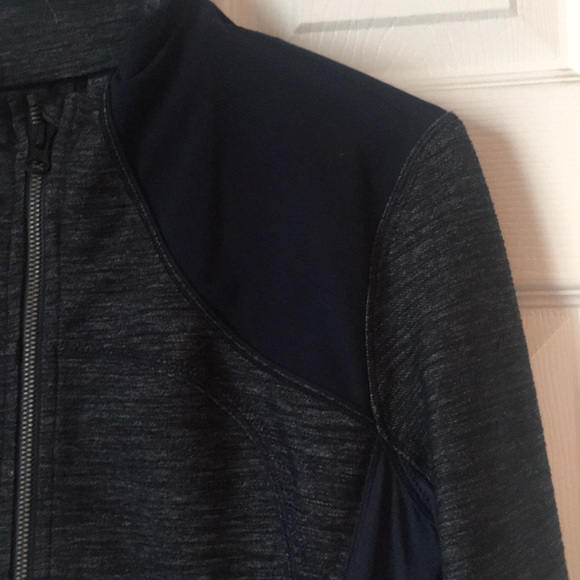 Lululemon jacket, EUC - Picture 2 of 5
